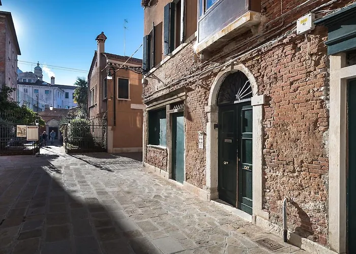 Mansardina - 1 Min From Accademia - Duplex Stylish And Cosy